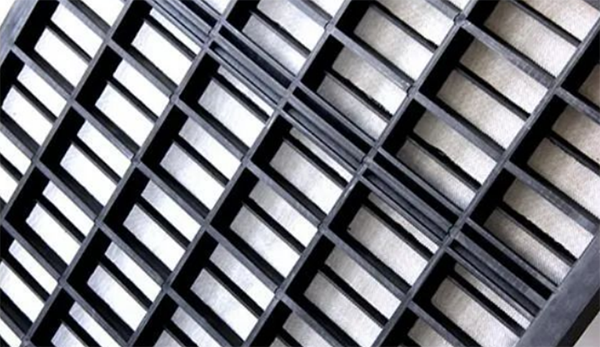 石油泥浆振动筛网如何更换？